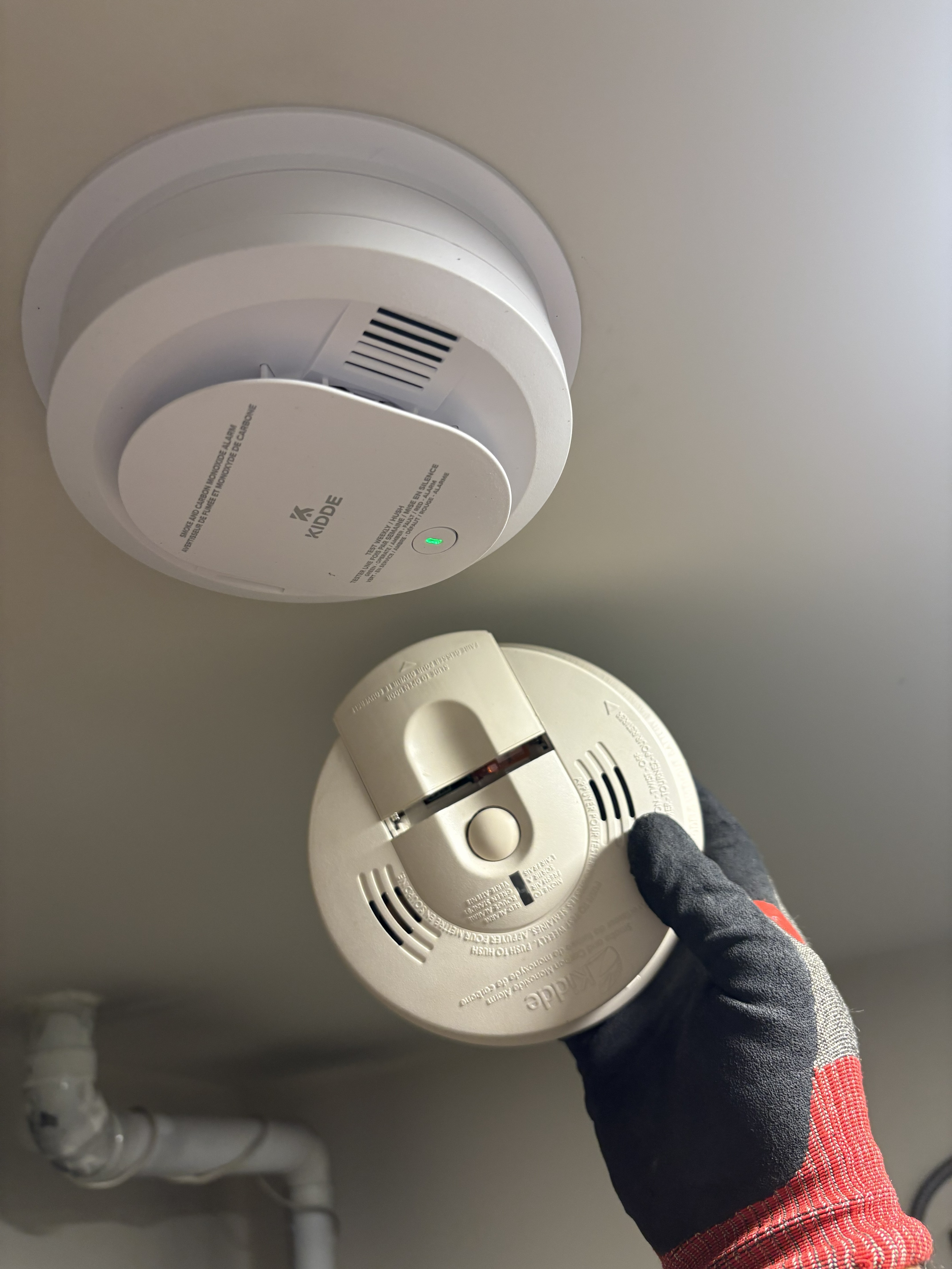 Smoke detector replacement — end-of-life unit swap